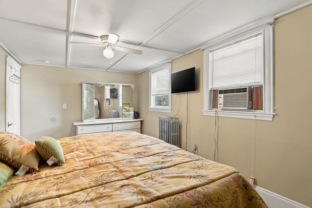 7 Geneva Avenue, Lynn, MA 01905