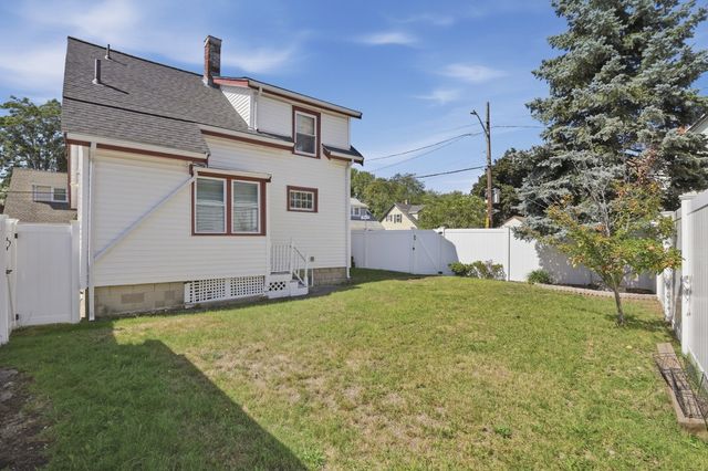 7 Geneva Avenue, Lynn, MA 01905