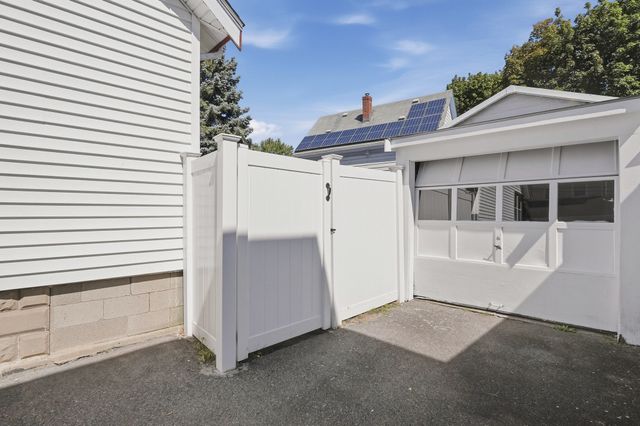 7 Geneva Avenue, Lynn, MA 01905