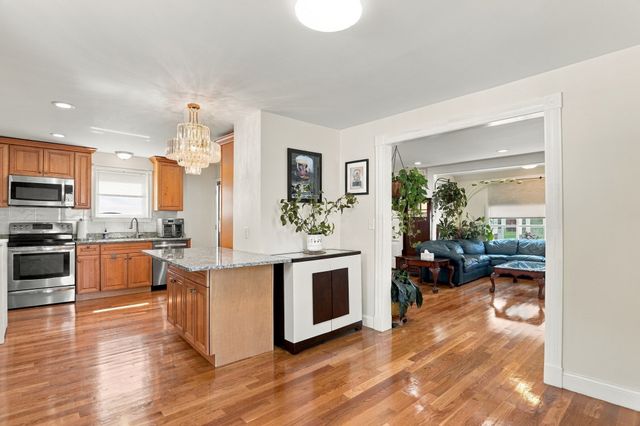 7 Geneva Avenue, Lynn, MA 01905