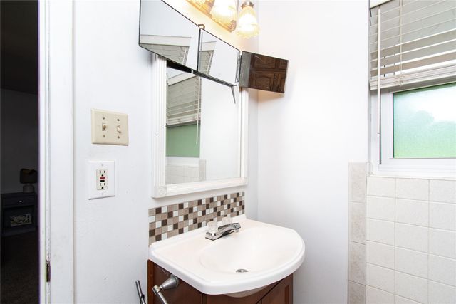 531 Santa Rosa Road, Salado, TX 76571