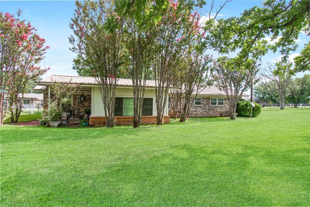 531 Santa Rosa Road, Salado, TX 76571