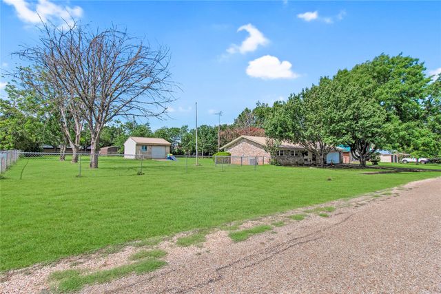 531 Santa Rosa Road, Salado, TX 76571