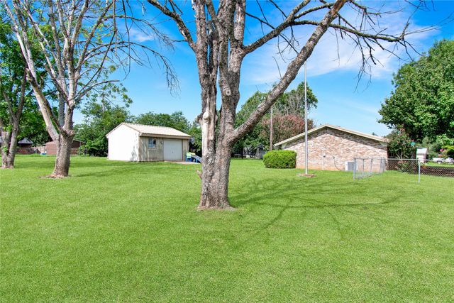531 Santa Rosa Road, Salado, TX 76571