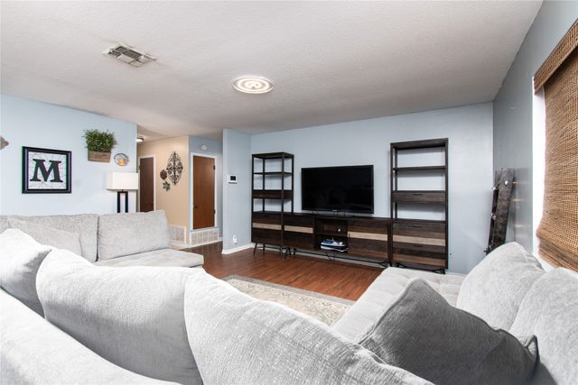 531 Santa Rosa Road, Salado, TX 76571