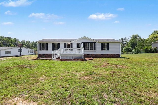 479 Joe Hege Road, Clemmons, NC 27012