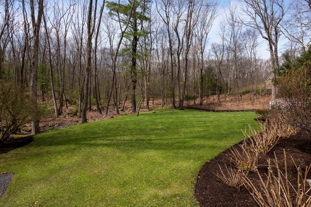 172 Country Drive, Weston, MA 02493