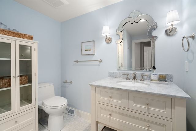 172 Country Drive, Weston, MA 02493
