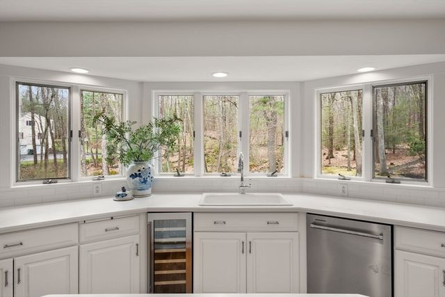 172 Country Drive, Weston, MA 02493