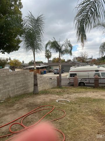 2313 Kamar Street, Bakersfield, CA 93305