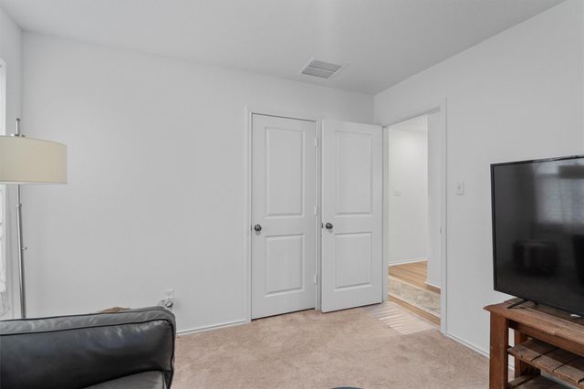 468 Marty Allen LOOP, Jarrell, TX 76537