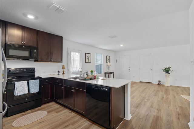 468 Marty Allen LOOP, Jarrell, TX 76537