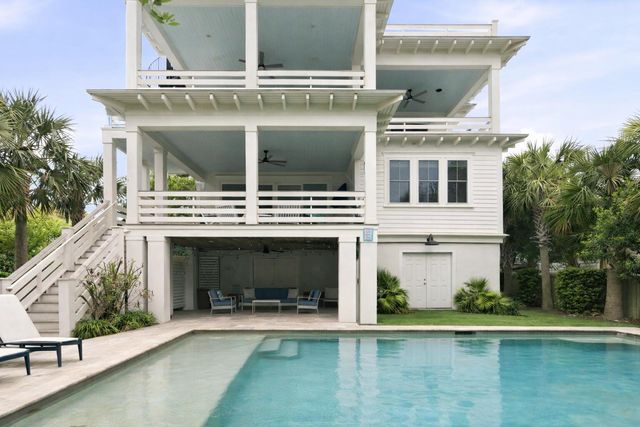 517 Carolina Boulevard, Isle Of Palms, SC 29451
