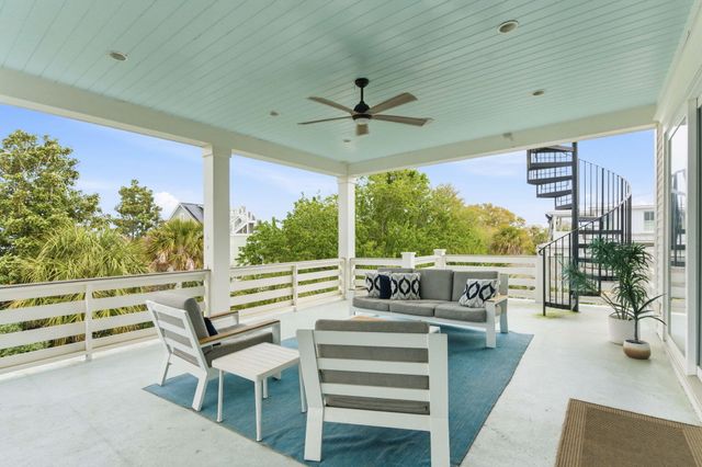 517 Carolina Boulevard, Isle Of Palms, SC 29451