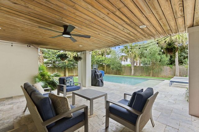 517 Carolina Boulevard, Isle Of Palms, SC 29451