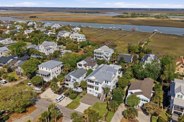 517 Carolina Boulevard, Isle Of Palms, SC 29451