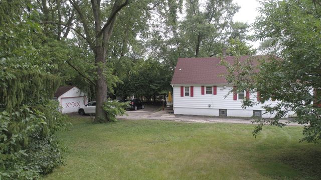 4813 Belmont Road, Downers Grove, IL 60515