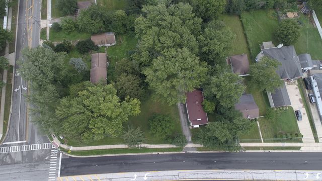 4813 Belmont Road, Downers Grove, IL 60515