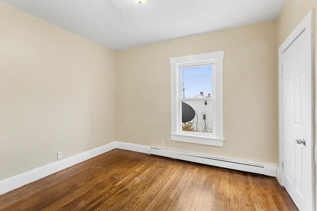 14 Mt Pleasant Place, Lynn, MA 01902
