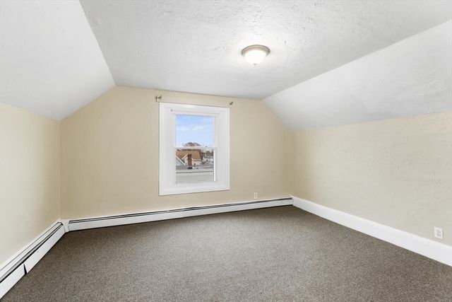 14 Mt Pleasant Place, Lynn, MA 01902