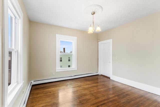 14 Mt Pleasant Place, Lynn, MA 01902