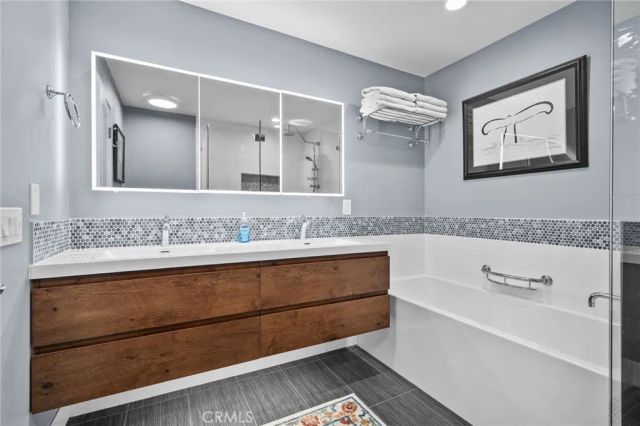 326 E Blue Jay, Ontario, CA 91761