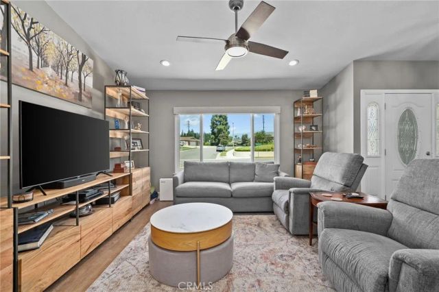 326 E Blue Jay, Ontario, CA 91761