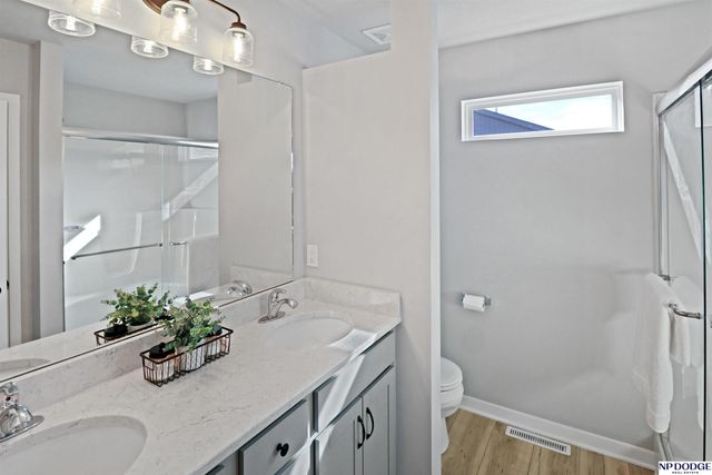 8020 S 200 Street, Gretna, NE 68028