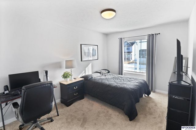 8020 S 200 Street, Gretna, NE 68028