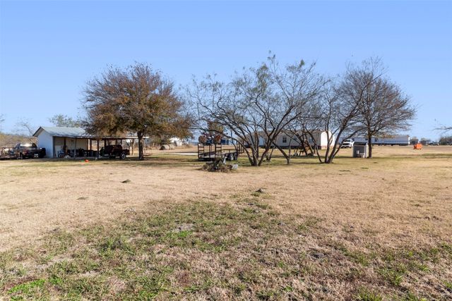 6210 Armadillo Drive, Kemp, TX 75143