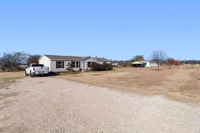 6210 Armadillo Drive, Kemp, TX 75143