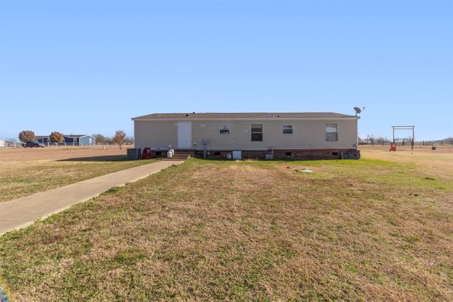 6210 Armadillo Drive, Kemp, TX 75143