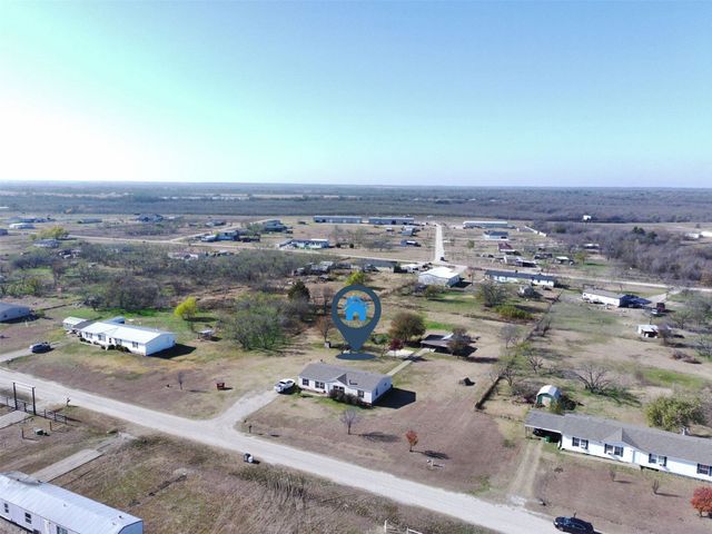 6210 Armadillo Drive, Kemp, TX 75143