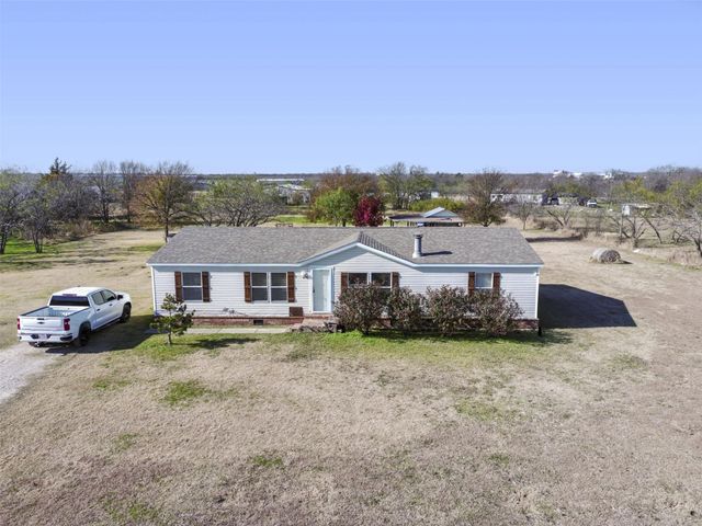 6210 Armadillo Drive, Kemp, TX 75143