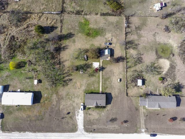 6210 Armadillo Drive, Kemp, TX 75143