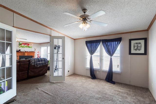 6210 Armadillo Drive, Kemp, TX 75143