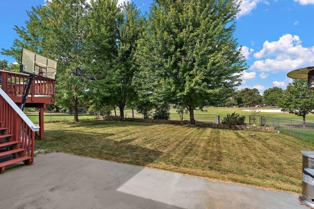 9748 Hames Court S, Cottage Grove, MN 55016