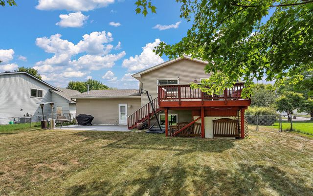 9748 Hames Court S, Cottage Grove, MN 55016
