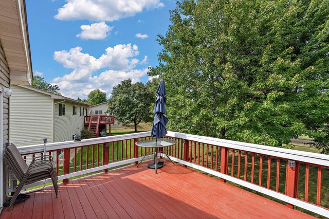 9748 Hames Court S, Cottage Grove, MN 55016