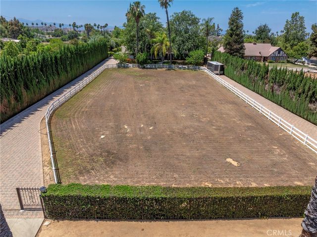 2116 Gratton, Riverside, CA 92504