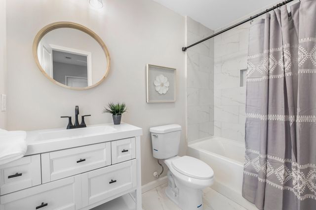 2512 Bennett Yard Road A, B, C, North Charleston, SC 29405