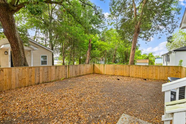 2512 Bennett Yard Road A, B, C, North Charleston, SC 29405