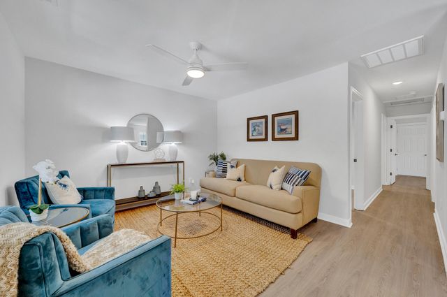 2512 Bennett Yard Road A, B, C, North Charleston, SC 29405