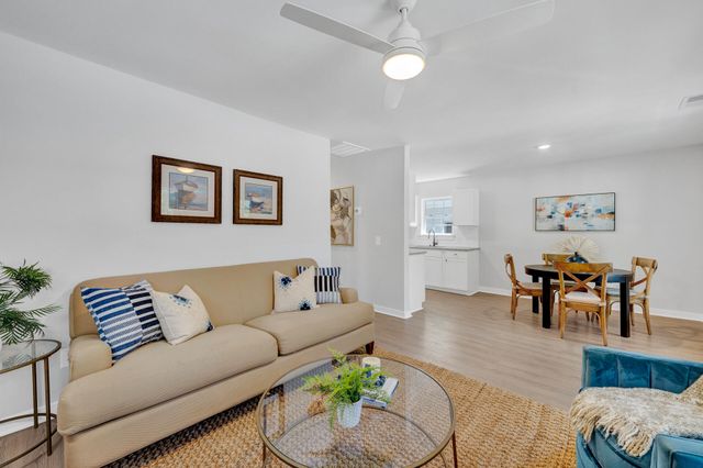 2512 Bennett Yard Road A, B, C, North Charleston, SC 29405