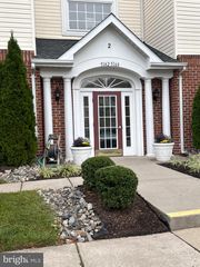 5144 BRIGHTLEAF CT #5144, Rosedale, MD 21237