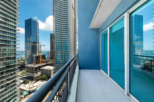 60 SW 13th St 2420, Miami, FL 33130