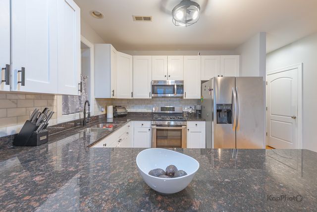 31 E 26th Street 3, Chicago, IL 60616