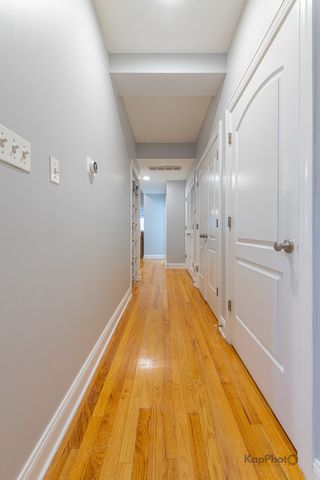31 E 26th Street 3, Chicago, IL 60616