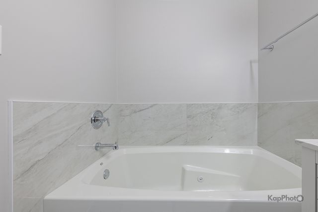 31 E 26th Street 3, Chicago, IL 60616