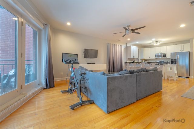 31 E 26th Street 3, Chicago, IL 60616